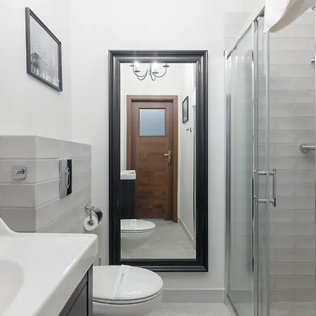 Jezuicka Old Town Pleasant By Bookinghost