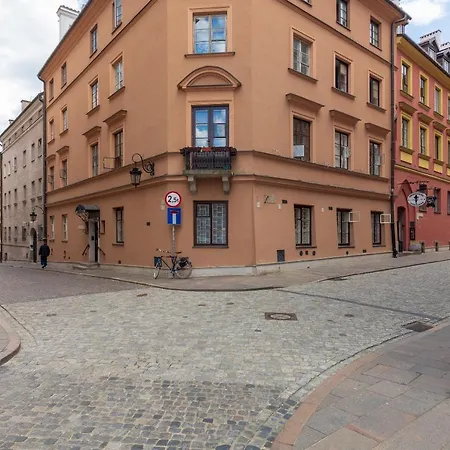 Jezuicka Old Town Pleasant * Warsaw
