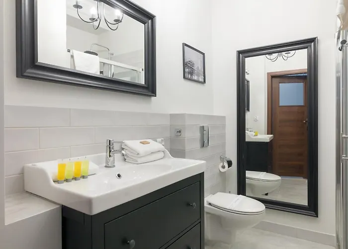 Апартаменты Jezuicka Old Town Pleasant By Bookinghost Варшава